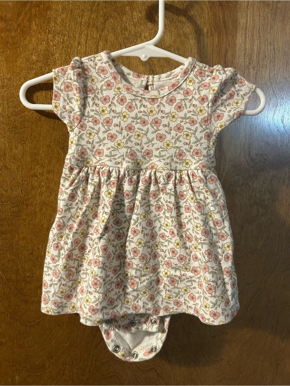 Carter's Floral Baby Headwrap in White and Pink
